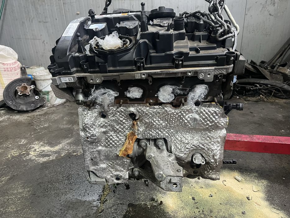 Двигател бмв Б48Б20Б 3.0и 252 коня ( dvigatel bmw B48B20B 3.0i 252 hp