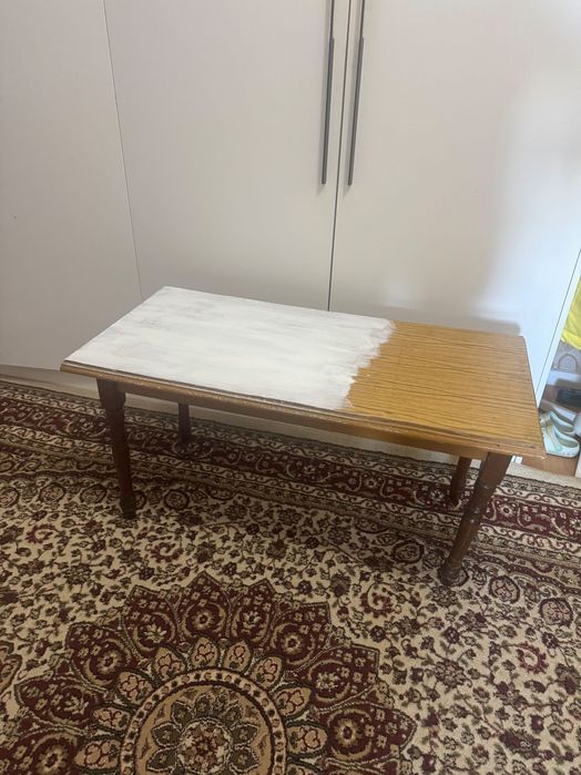 Продам журнальный столик