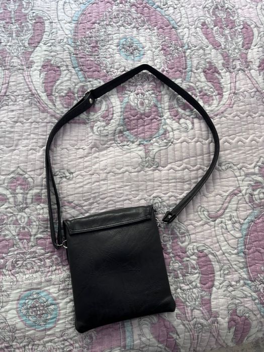 Черная барсетка