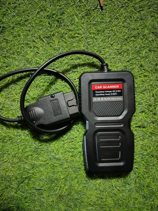 Сканнер для автомобиля CAR SCANNER