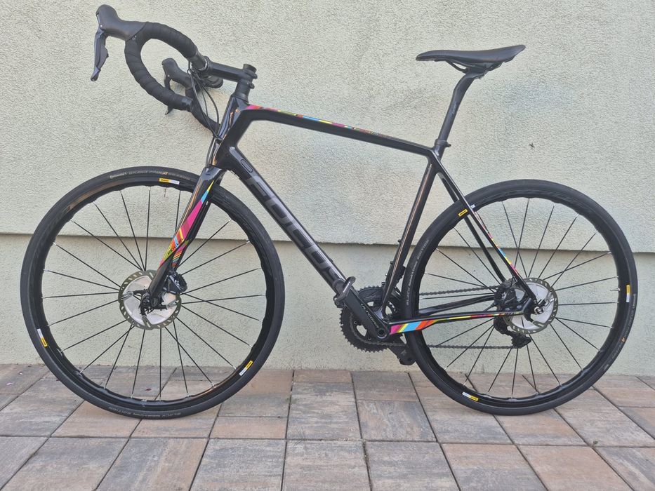 Cursiera  carbon Focus Paralane -Ultegra Di2 Disc