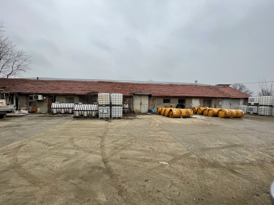 Продава се Склад в Пловдив, Индустриална зона - Юг - 1000 кв.м за 200 €/кв.м - Снимка #2