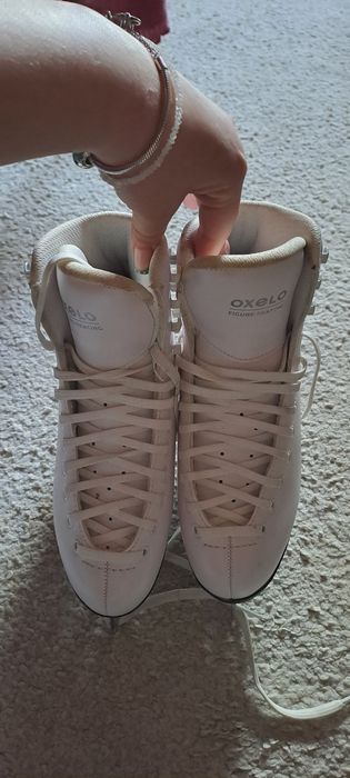 Patine pentru patinaj artistic marimea 36-37