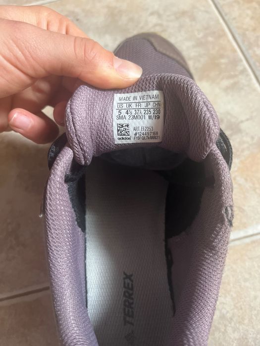 Обувки Adidas Terrex