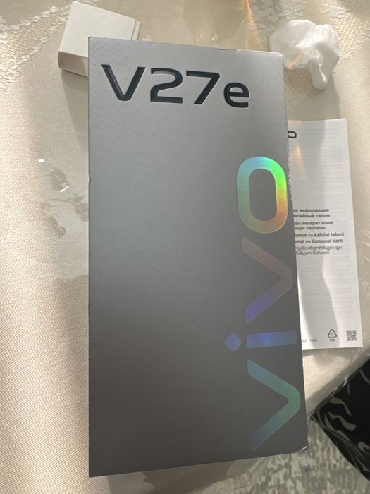 Продам телефон VIVO V27e