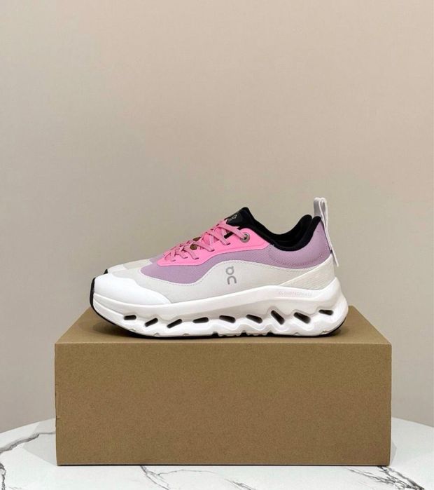 On cloud x Loewe