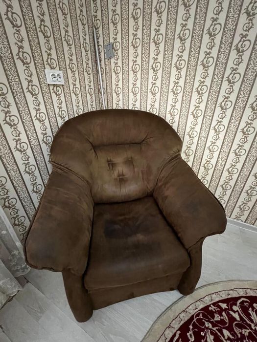 Мягкий угловой диван + кресло