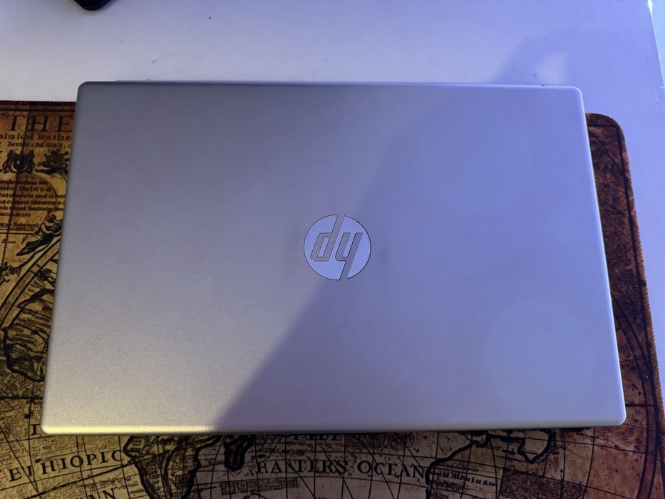Laptop HP 15 – Ryzen 5 7520U, 16GB RAM, SSD 512GB, Ca Nou, Garanție până în Iulie 2027