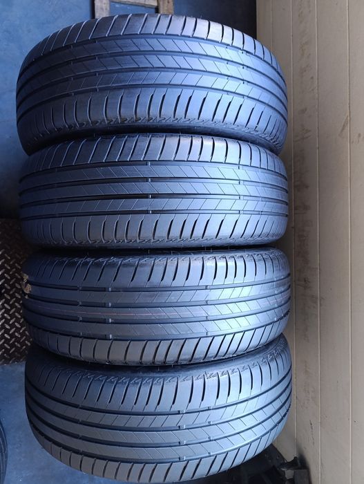 Anvelope de vara 215 60 17 Bridgestone dot 2021 demo fără uzura