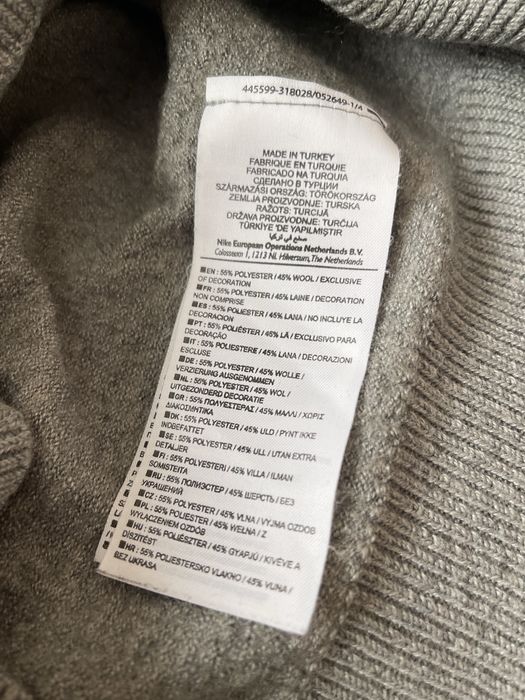 Pulover Nike din casmir marimea M