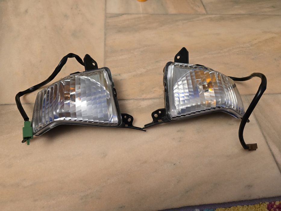 Vand Tripla spate + semnalizari stanga+dreapta Nmax 125 model 2018
