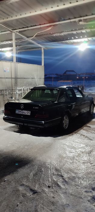 Мерседес 124 5ти ступка механика