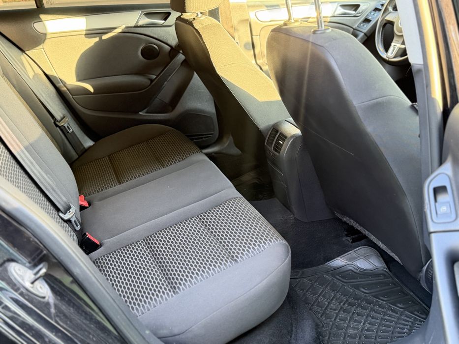 Volkswagen Golf 6 si in rate