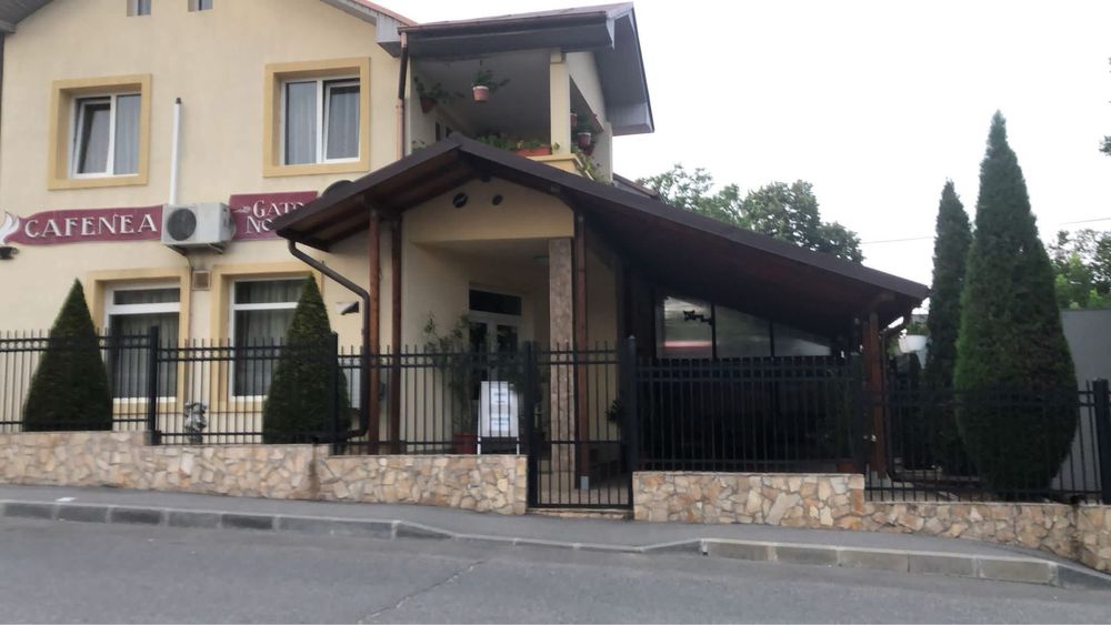 Inchriez Spatiu Comercial-Fosta Cafenea Gato Noble-Zona Centrala