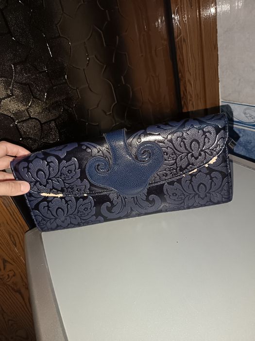 Тёмно синий клатч