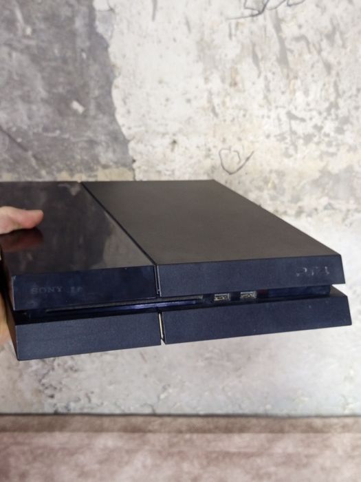 Продам пс 4 на Fat