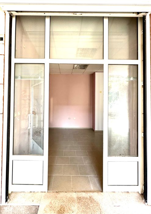 Дава се под наем Магазин в Русе, Алеи Възраждане - 28 кв.м за 255 € - Снимка #11