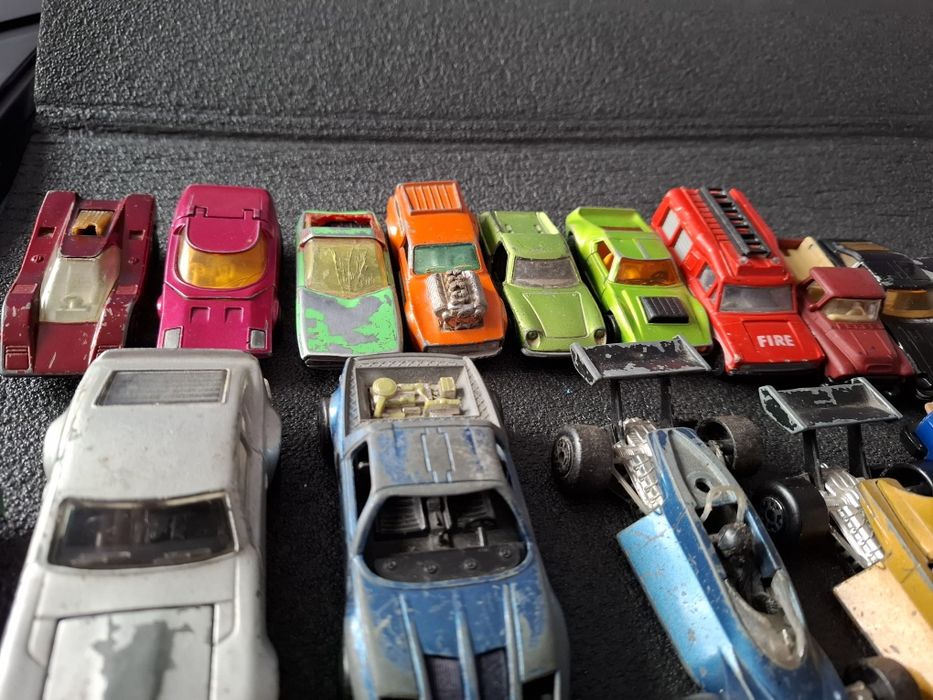 Лот метални колички - Matchbox,Hotwheels ,CCCR