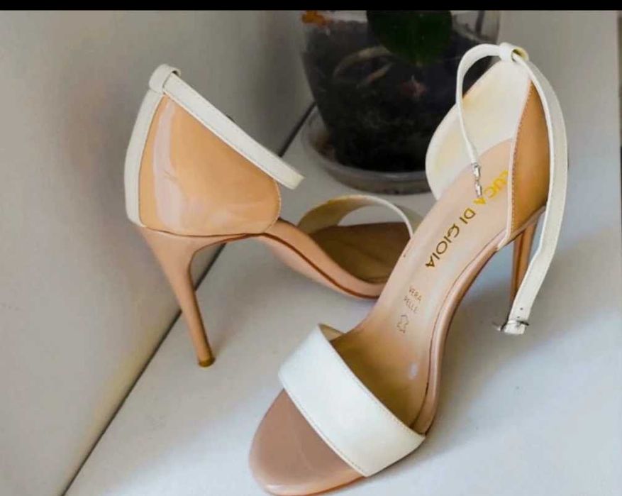 Sandale  piele naturala lăcuită ( Benvenuti)