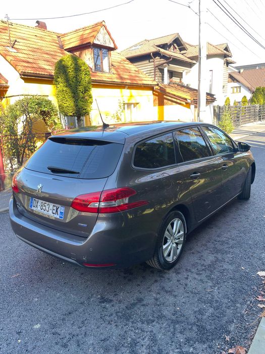 Peugeot 308 an 2015