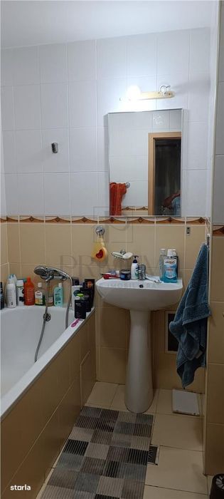 Aradului - Lift - 4 Camere - 2 Bai - Decomandat - Centrala - Clima - L