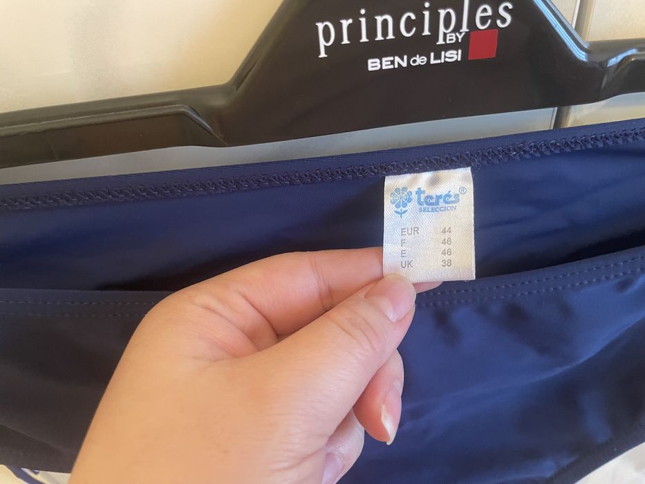 Купальник слитный 50 размер