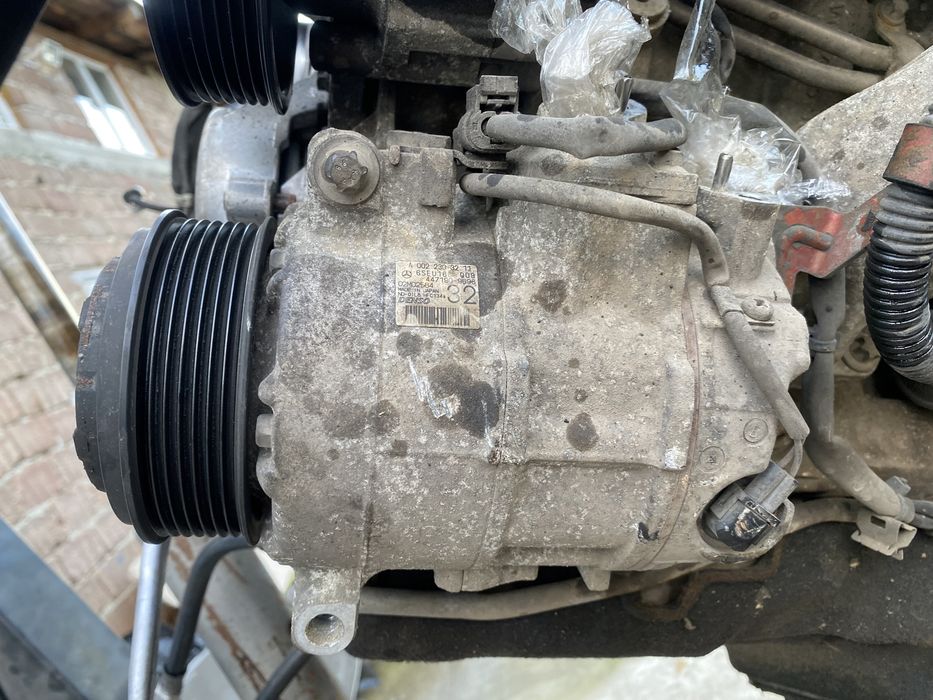 Compresor ac Mercedes E350 CLS350 GLK350 : A0022303211