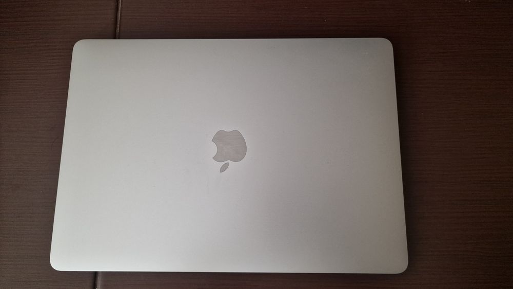 Macbook Pro 13 A2251 2020 intel core i5 16gb ram 512gb ssd