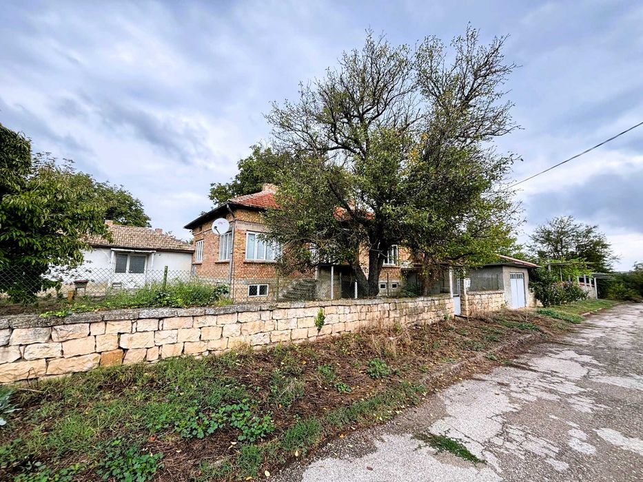 Продава се Къща в с. Млада гвардия, Област Варна - 230 кв.м за 266 €/кв.м - Снимка #1