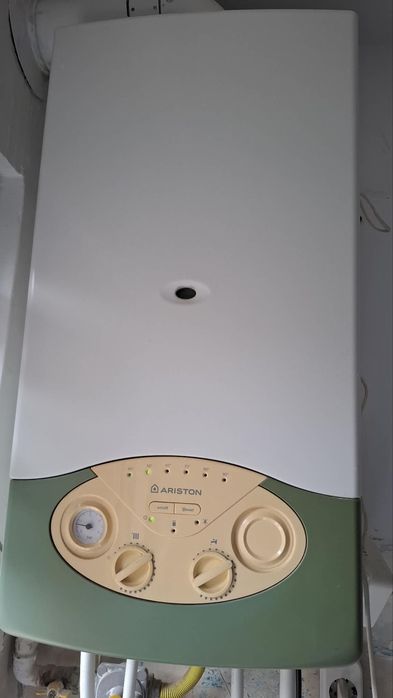 Centrala termica ariston 24 kw