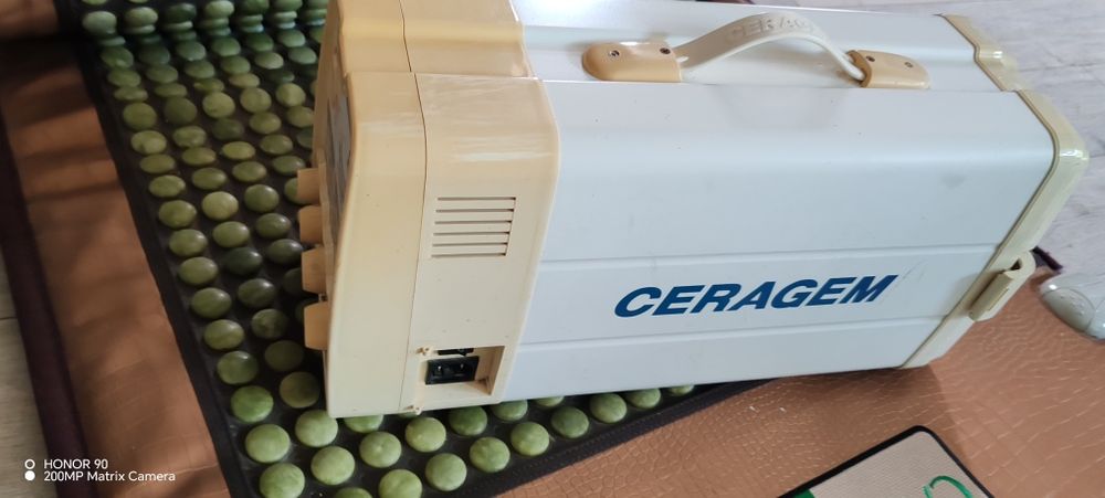 Ceragem Compact Cgm-P390 termomasaj și presopunctură