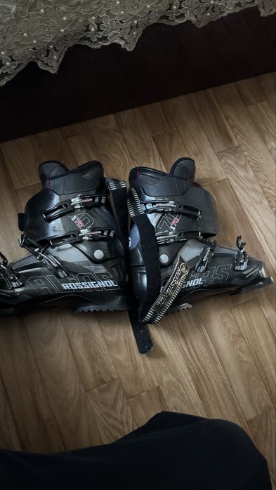 Ботинки для лыжи срочно торг