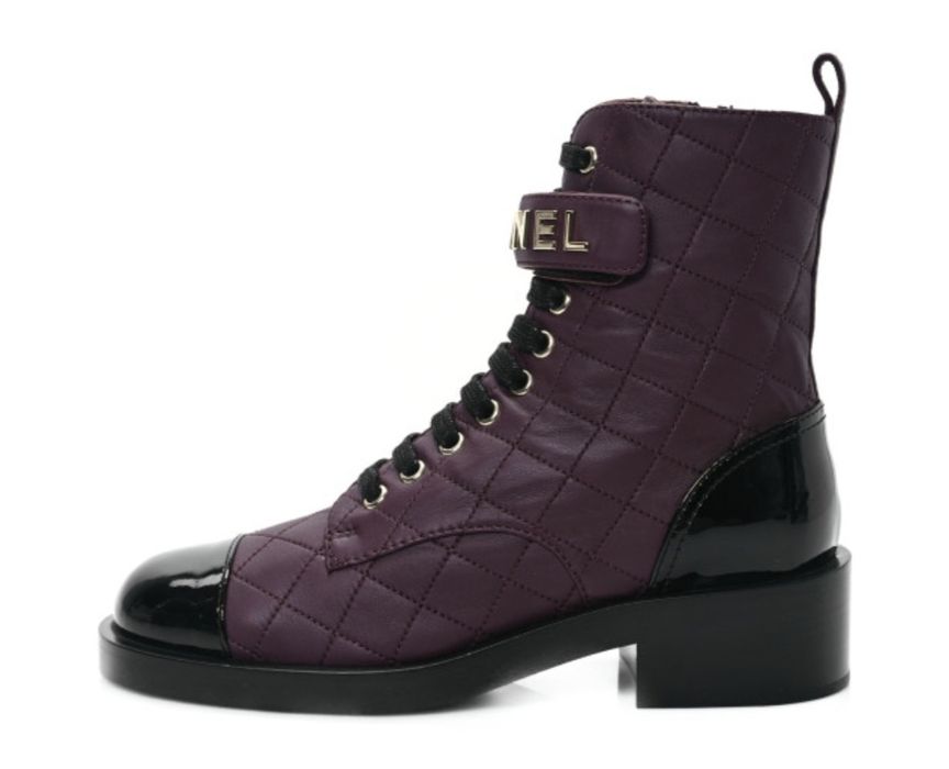 Chanel ботуши лого