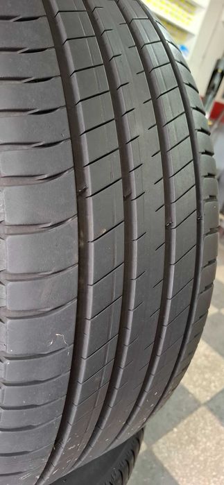 4бр. 245/50/19 Michelin RFlat 6.5mm грайфер,дт 19г.предлагаме монтаж--