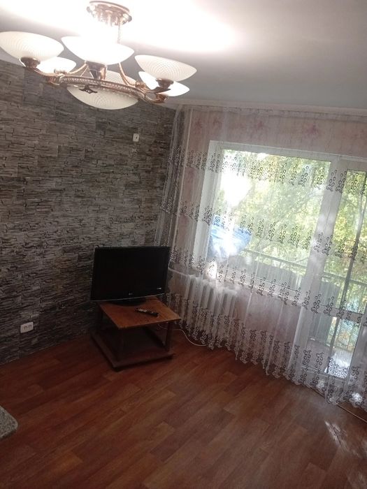 Сдам 1.5 ку по суточно