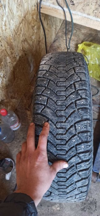 Резина 2 балона зима  R14