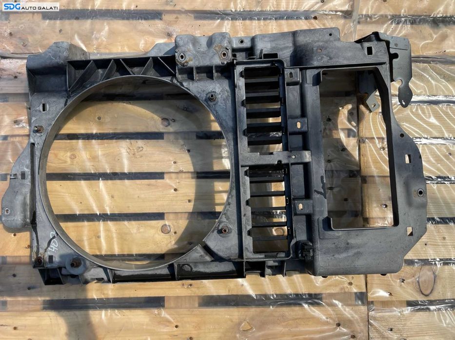 Trager Tragher Panou Frontal Calandru Peugeot 407 1.6 HDI 2004 - 2010 Cod 9646474780