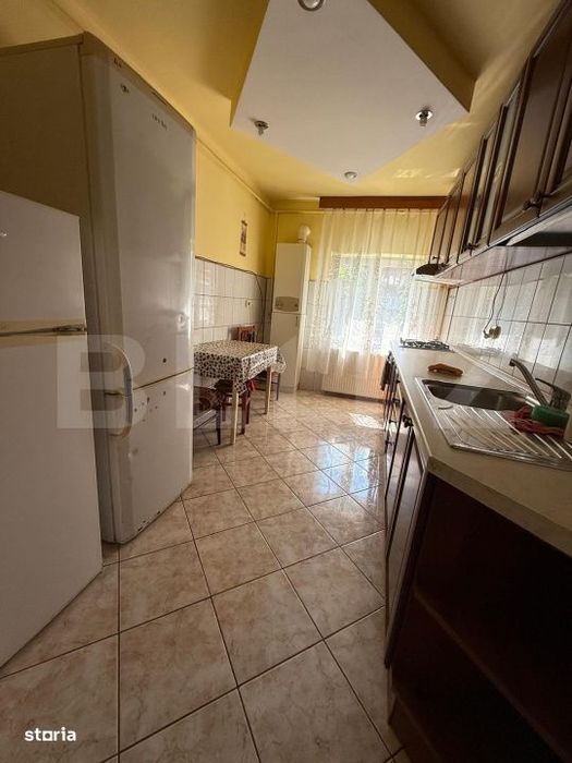 Apartament 2 camere, decomandat, zona Racadau