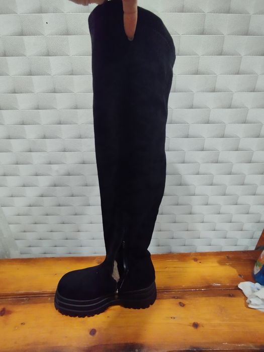 Ботфорты новые продаются