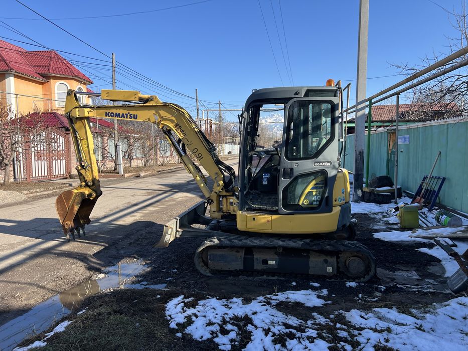 Мини эксковатор 4 тоник