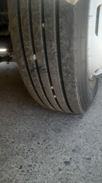 Isuzu N/P 40 sotiladi