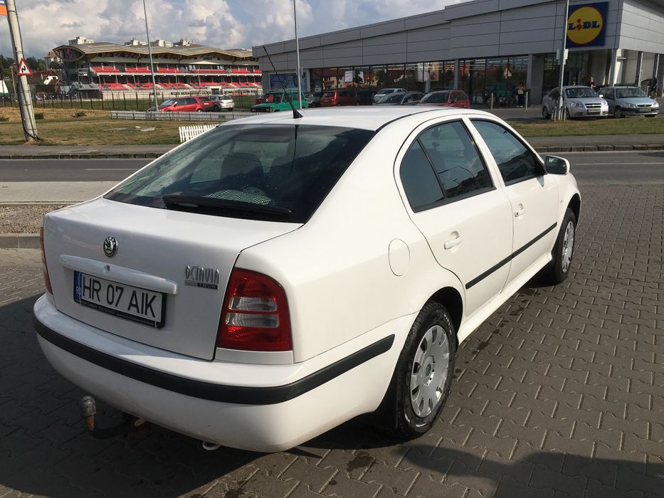 Skoda Octavia 1 Sedan, 1.6 Benzin