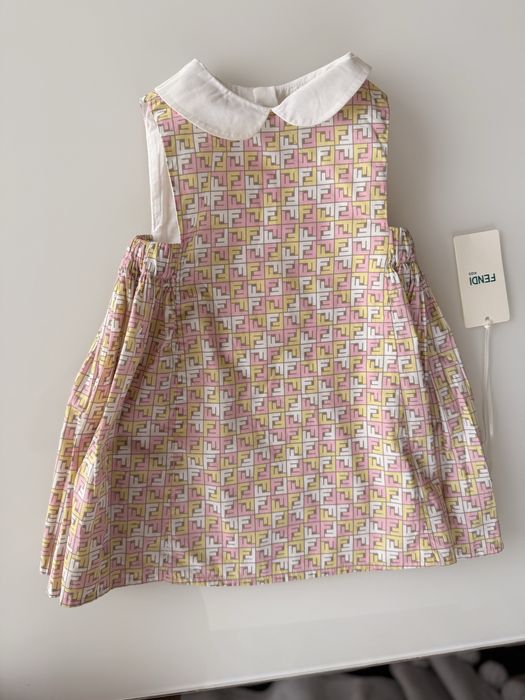 Fendi оригинална рокличка