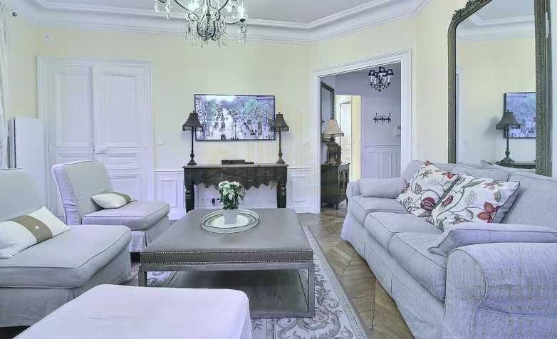 Дава се под наем Двустаен апартамент в Пловдив, Каменица 2 - 70 кв.м за 219.3 € - Снимка #3