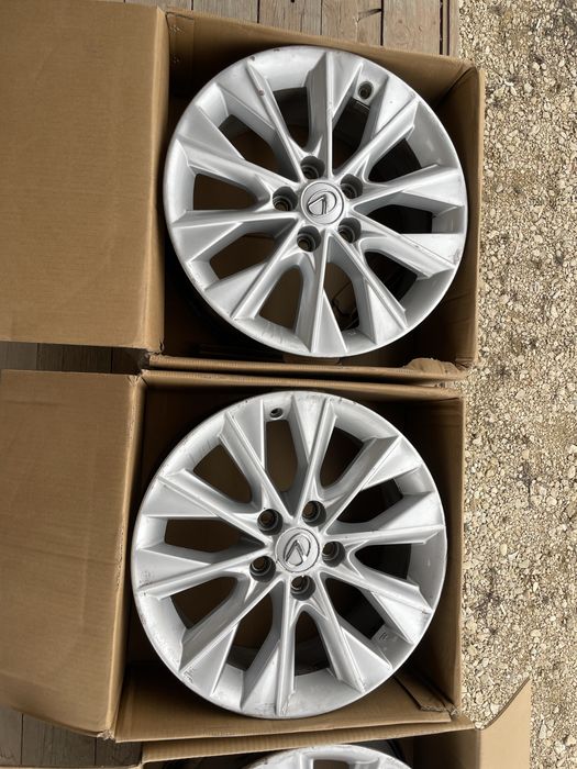 Диски лексус штатный R17