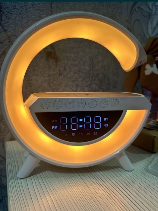 Умная колонка светильник