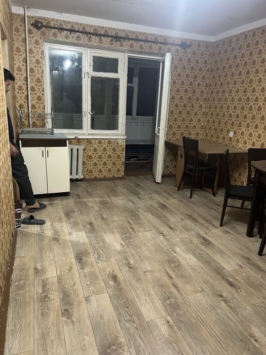 Срочно сдаётся квартира чиланзар метро новза для семейным или студенто
