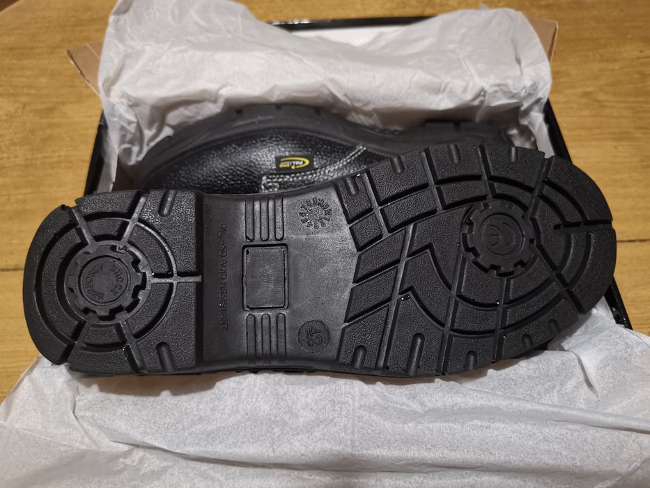 Обувки N°42, N°41