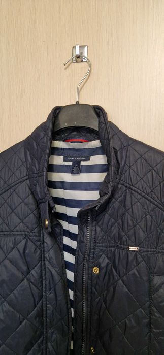 Geaca  Tommy Hilfiger bleumarin, mas. L, sau  42-44