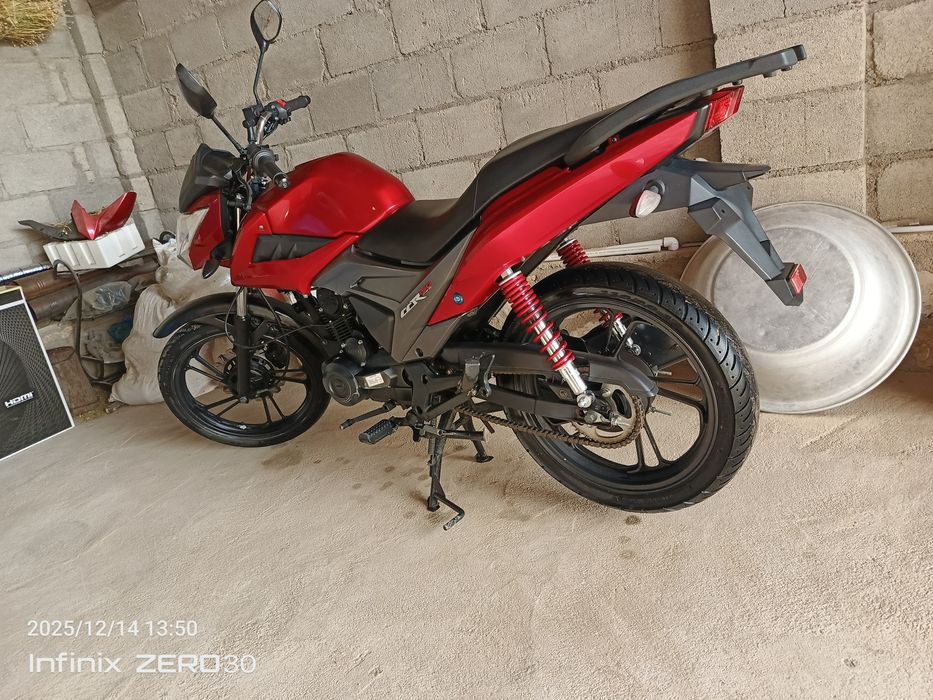 Lifan sotiladi radnoy xolati ideal 1400$